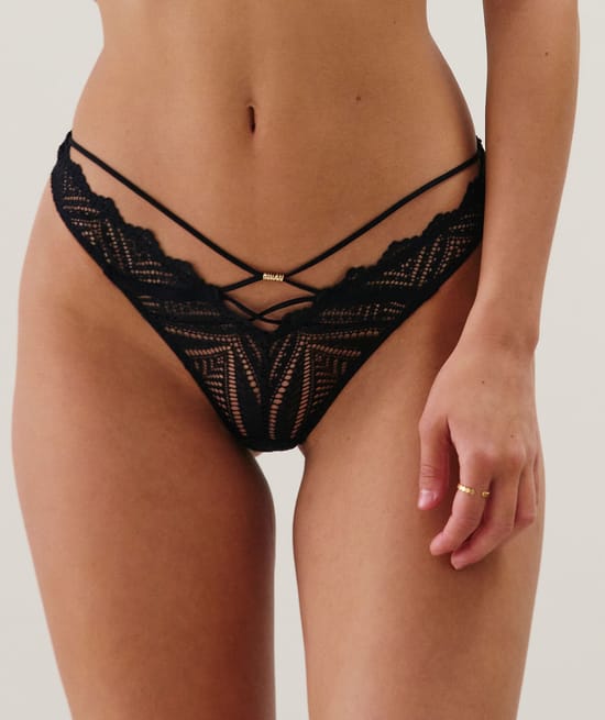 Lace thong;