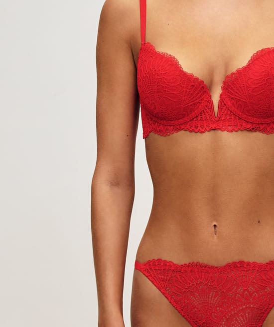 Lace floral push-up bra;
