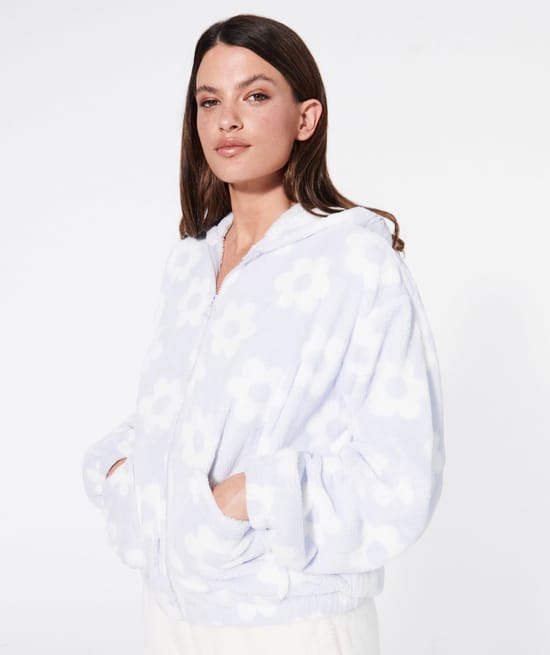 Zipped fleece jacket;