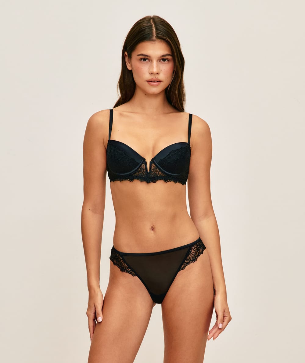 Tanga en mesh avec broderie;