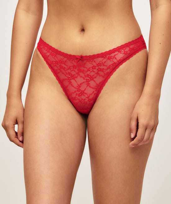 Floral lace panties with a small bow;