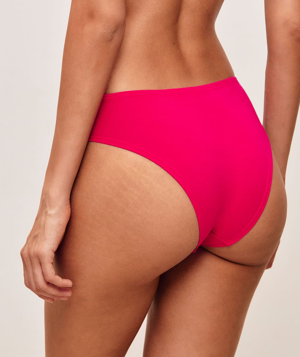 Pack of 3 colorful printed cotton panties;