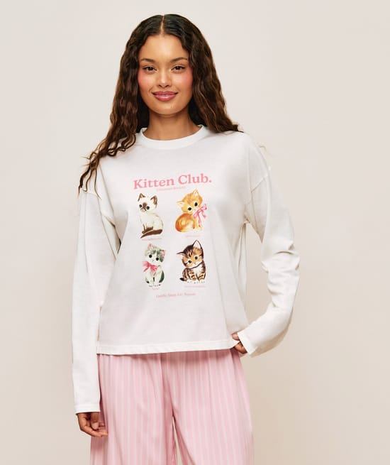 Ensemble t-shirt et pantalon motifs chatons;