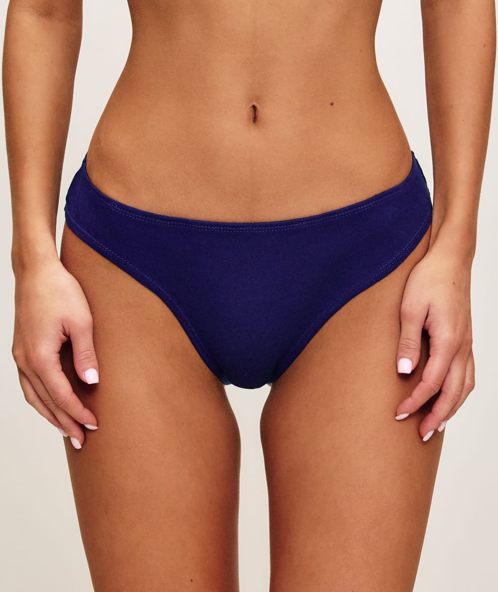 Pack of 3 cotton panties;