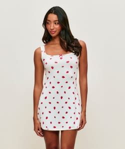 Strawberry print lace nightie;