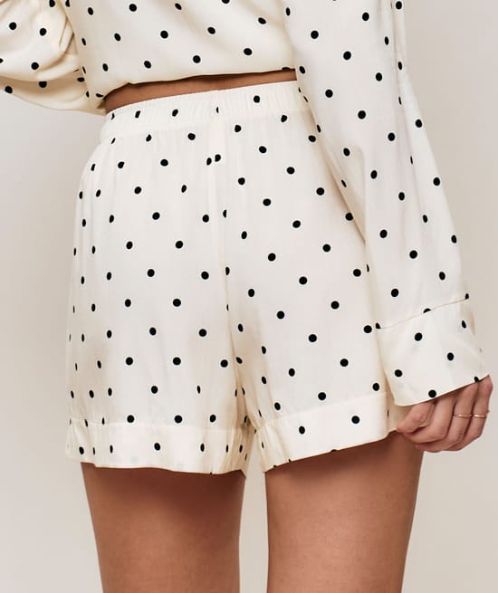 Polka dot shorts;