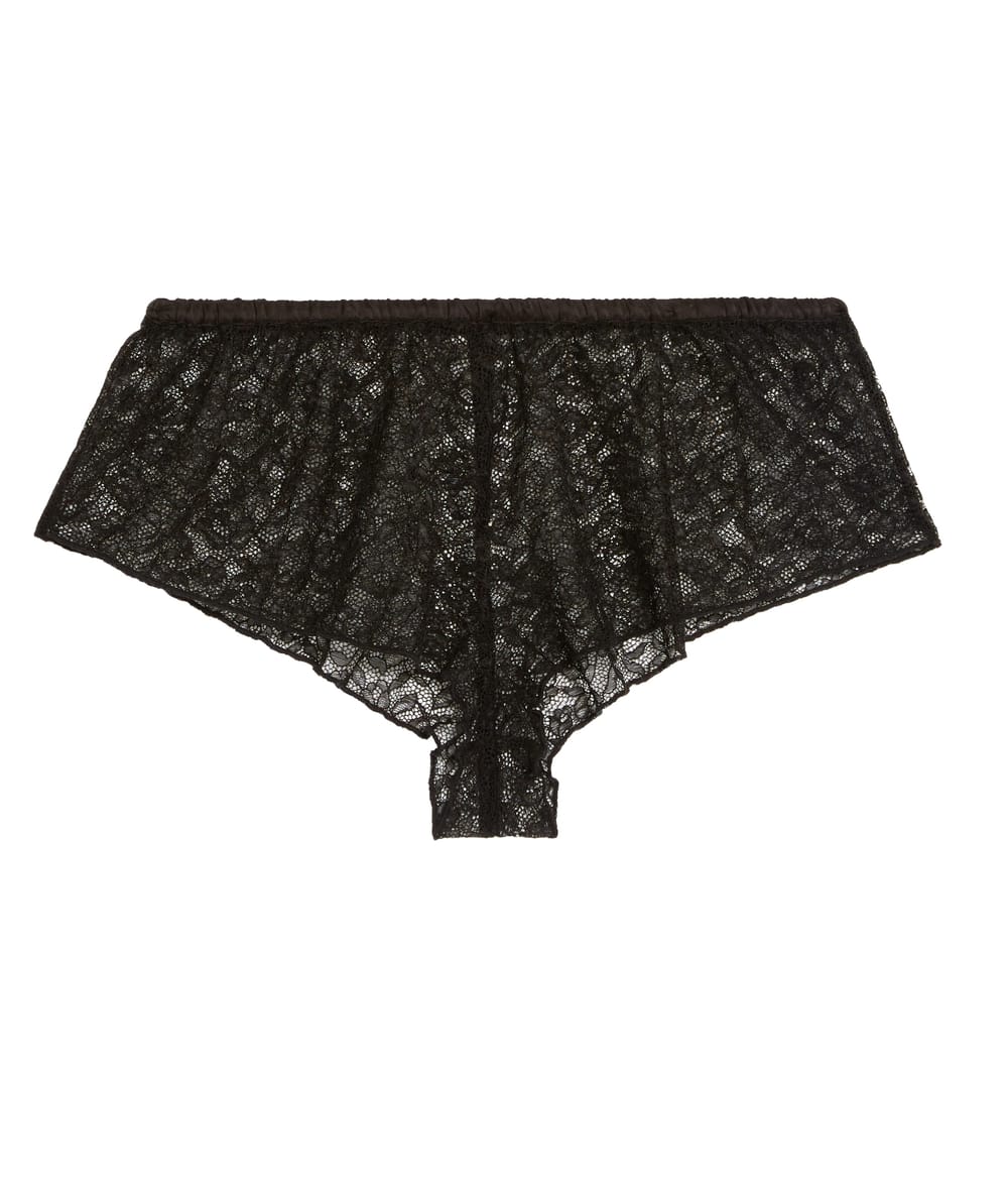 Short en dentelle;